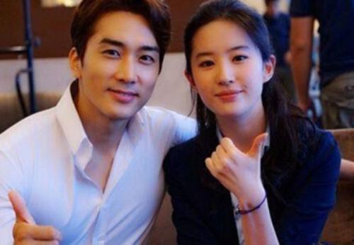 吃瓜娱乐圈都在哪吃的